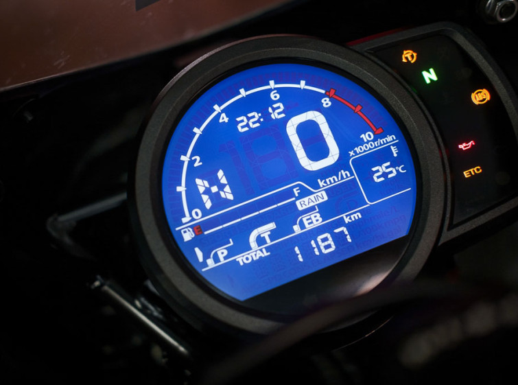 Мотоцикл Honda Hawk 11 ABS с пробегом 1187 км