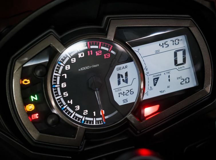 Мотоцикл Kawasaki Ninja 1000 ABS с пробегом 4570 км