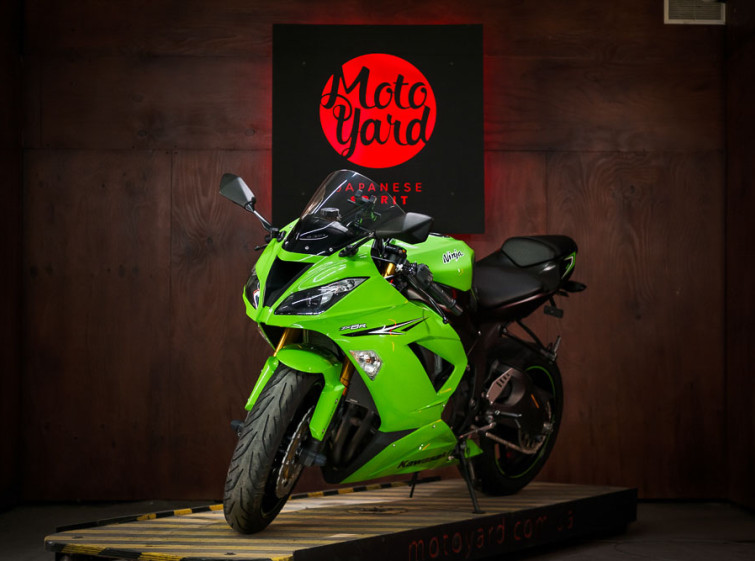 Мотоцикл Kawasaki ZX-6R 636 с пробегом 15928 км