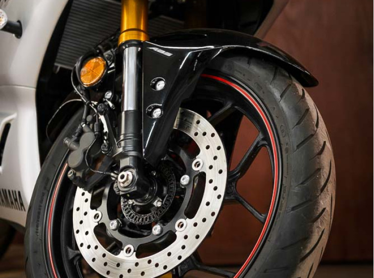 Мотоцикл Yamaha YZF-R3 ABS с пробегом 120 км