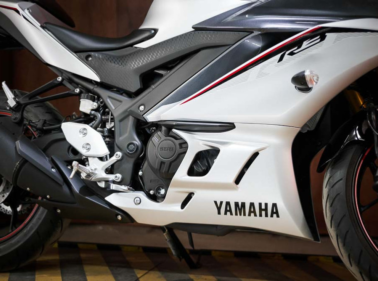 Мотоцикл Yamaha YZF-R3 ABS с пробегом 120 км