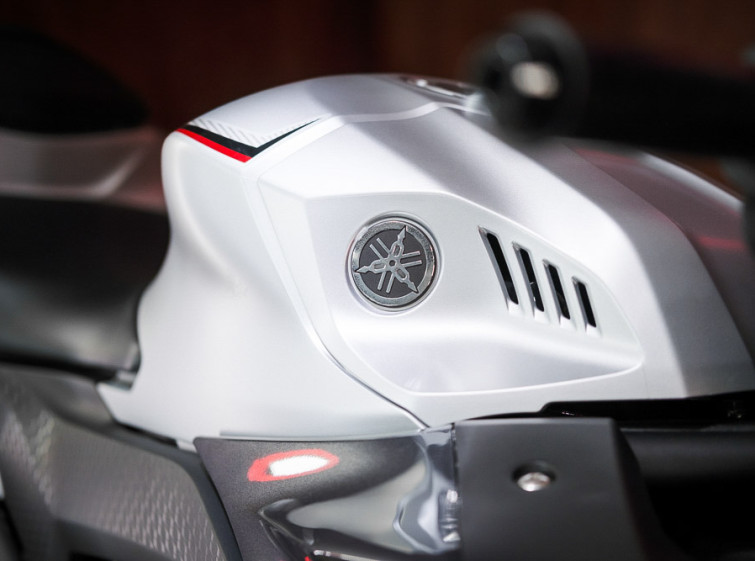 Мотоцикл Yamaha YZF-R3 ABS с пробегом 120 км