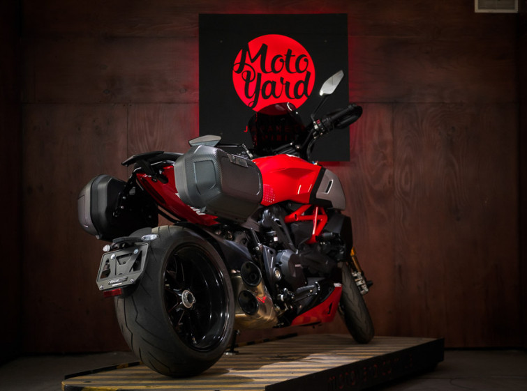 Мотоцикл Ducati Diavel 1260S с пробегом 15353 км