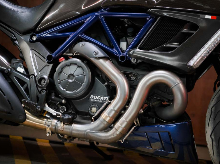 Мотоцикл Ducati Diavel с пробегом 12653 км