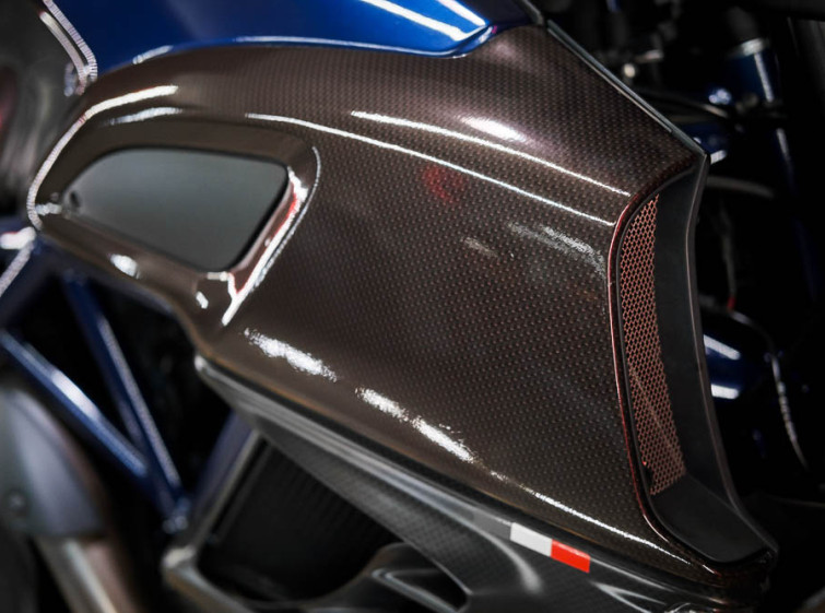 Мотоцикл Ducati Diavel с пробегом 12653 км