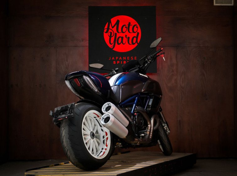 Мотоцикл Ducati Diavel с пробегом 12653 км