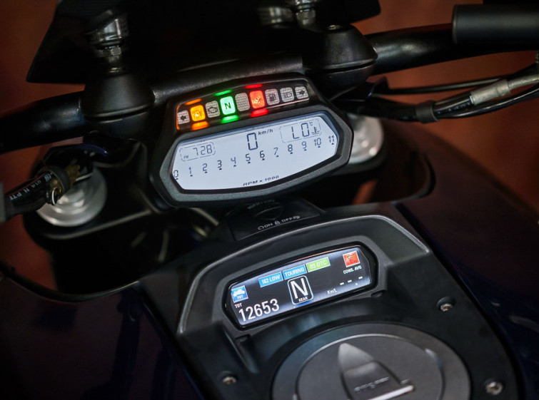 Мотоцикл Ducati Diavel с пробегом 12653 км