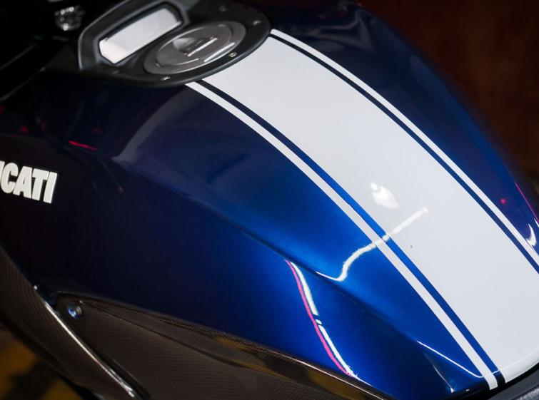 Мотоцикл Ducati Diavel с пробегом 12653 км