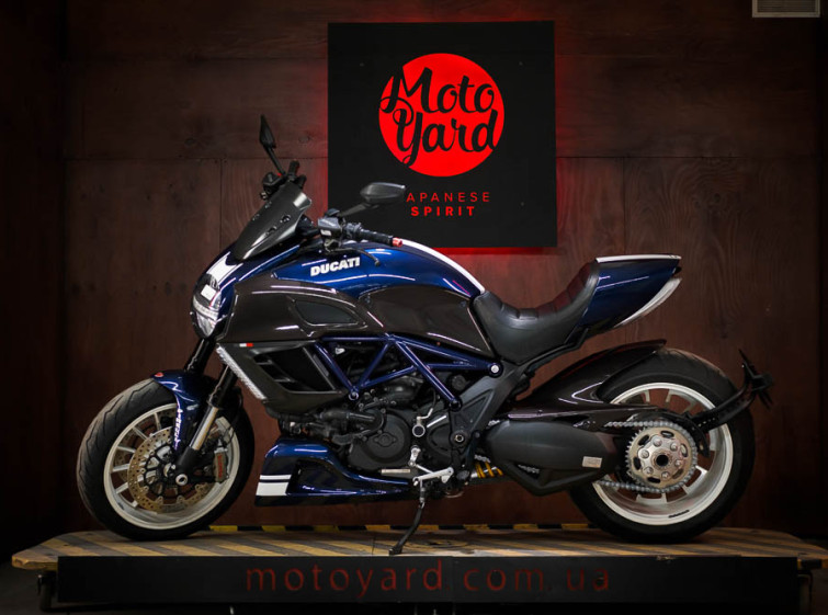 Мотоцикл Ducati Diavel с пробегом 12653 км