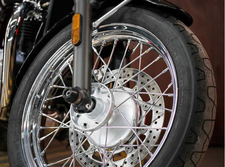 Мотоцикл Triumph Bonneville T100 ABS Traction с пробегом 31681 км