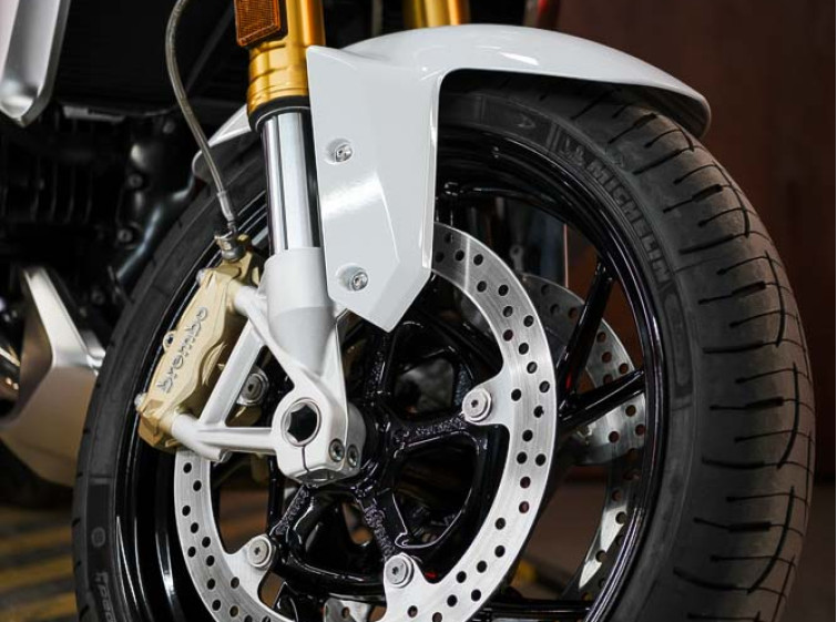 Мотоцикл BMW R1250R ABS з пробігом 18498 км