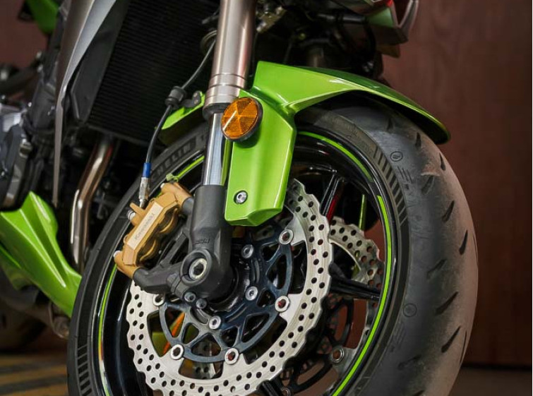 Мотоцикл Kawasaki Z1000 ABS з пробігом 16007 км