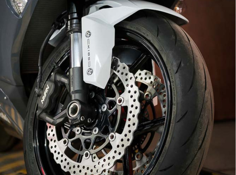 Мотоцикл Kawasaki ZX-6R 636 ABS с пробегом 19948 км