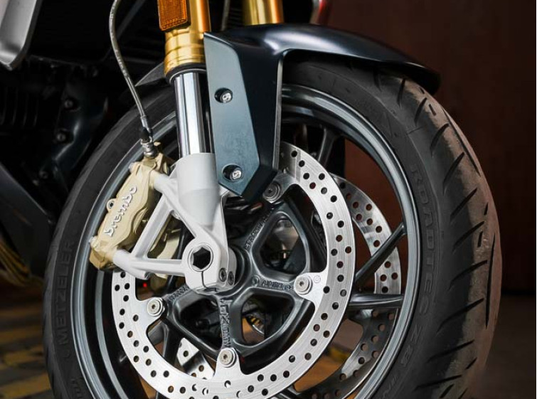 Мотоцикл BMW R1250R ABS з пробігом 6449 км