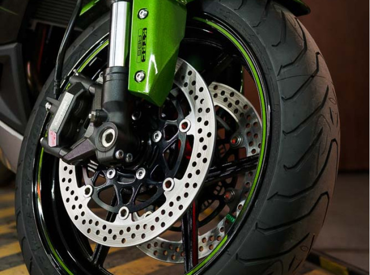 Мотоцикл Kawasaki Ninja 1000 ABS с пробегом 8673 км