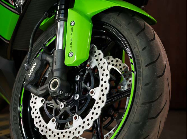 Мотоцикл Kawasaki ZX-6R 636 с пробегом 15402 км