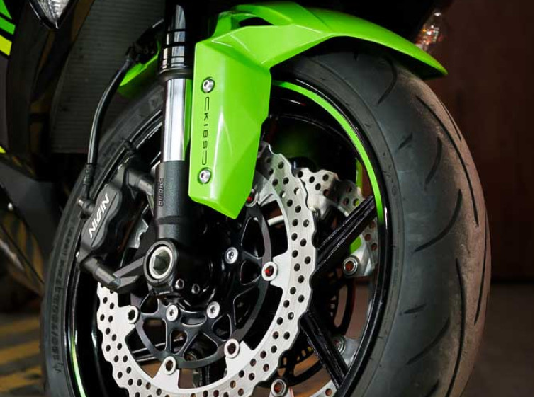 Мотоцикл Kawasaki ZX-6R ABS с пробегом 10448 км