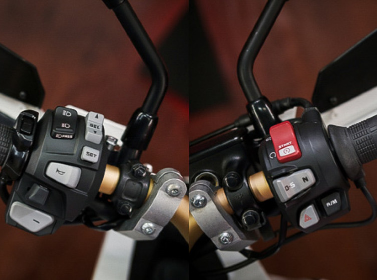 Мотоцикл Honda Africa Twin CRF1000L DCT Автомат з пробігом 14482 км