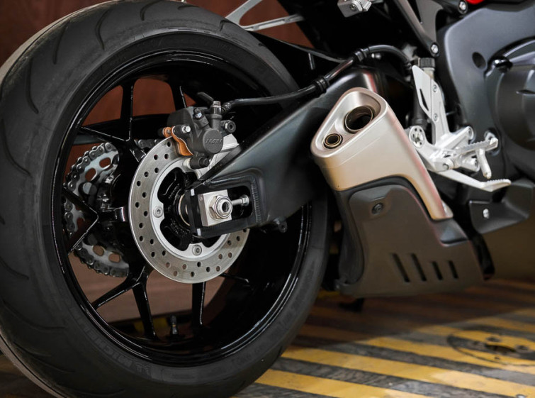 Мотоцикл Honda CBR 1000RR с пробегом 3719 км