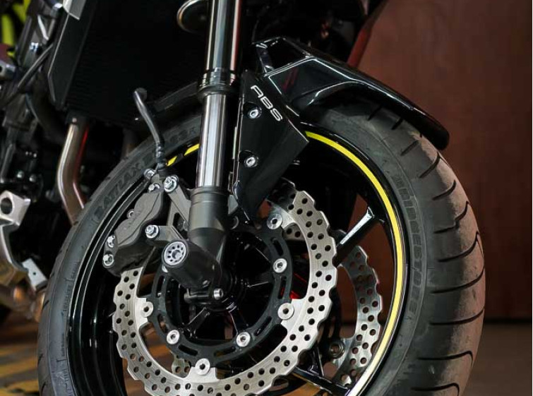 Мотоцикл Kawasaki Z900 з пробігом 10823 км