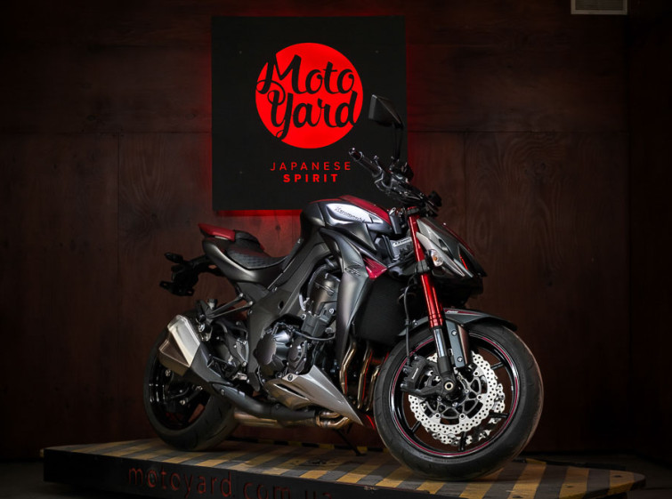Мотоцикл Kawasaki Z1000 з пробігом 4748 км