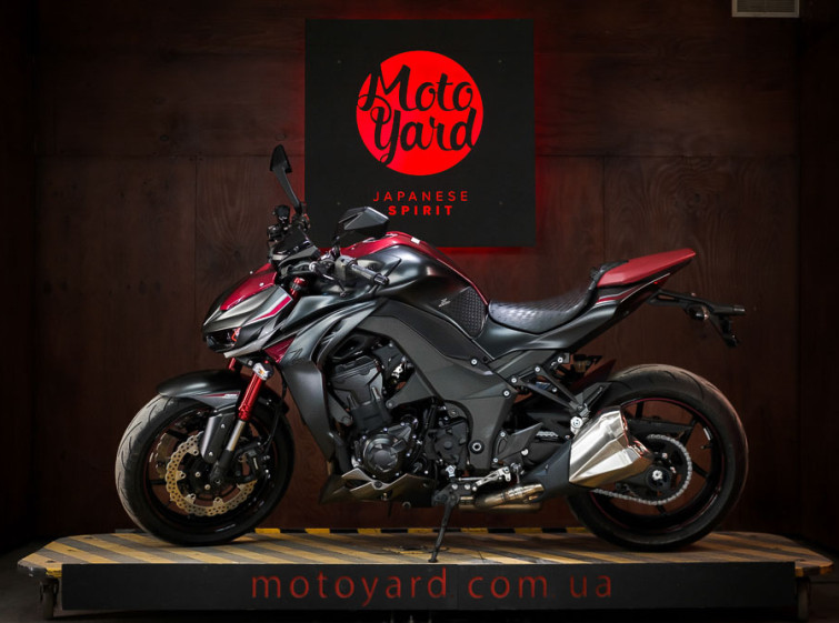 Мотоцикл Kawasaki Z1000 з пробігом 4748 км