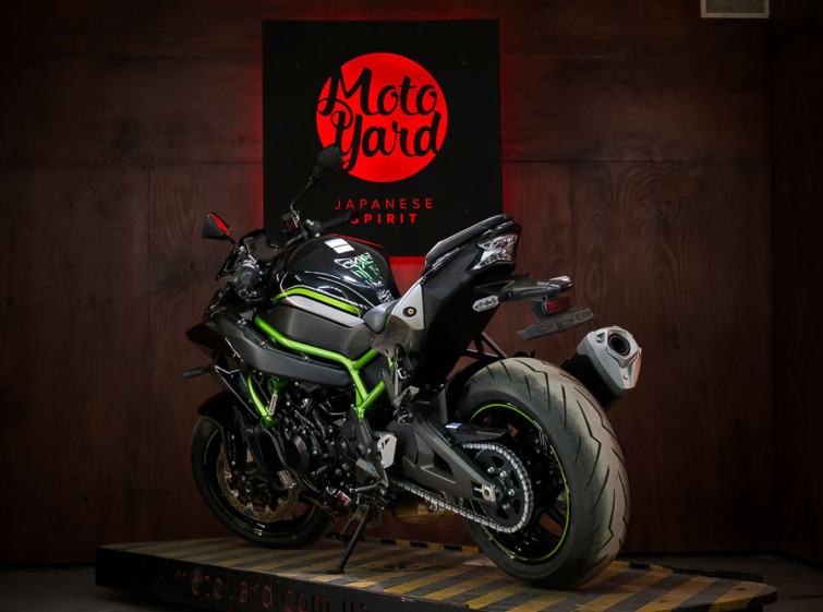 Мотоцикл Kawasaki ZH2 з пробігом 2264 км