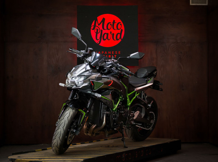 Мотоцикл Kawasaki ZH2 з пробігом 2264 км