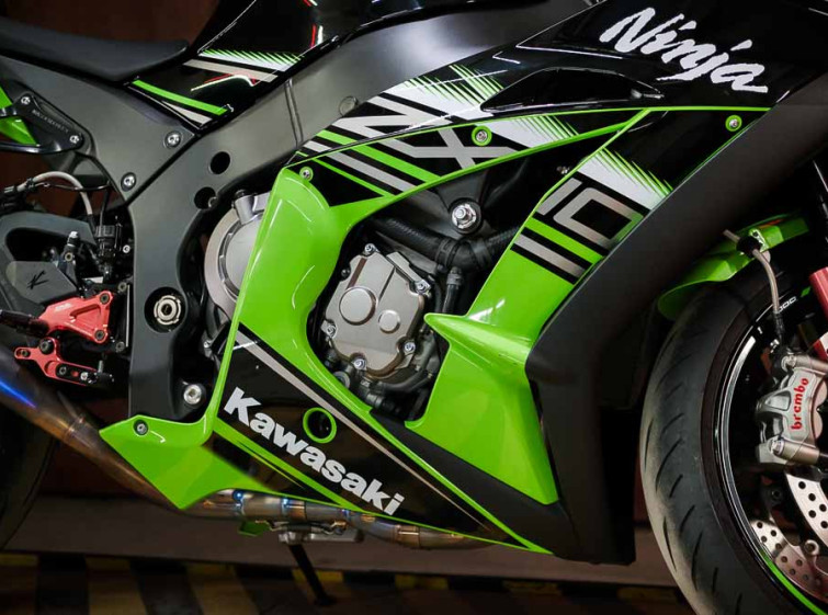 Мотоцикл Kawasaki ZX-10R Ninja с пробегом 10985 км