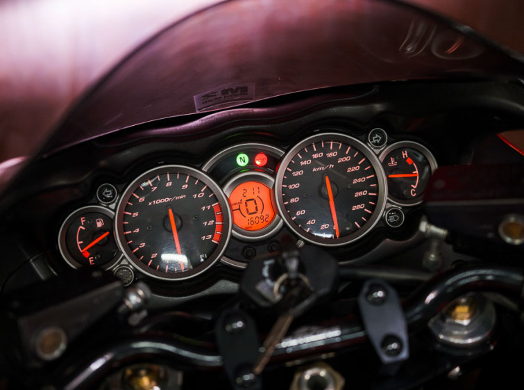 Мотоцикл Suzuki GSX1300R Hayabusa с пробегом 16092 км