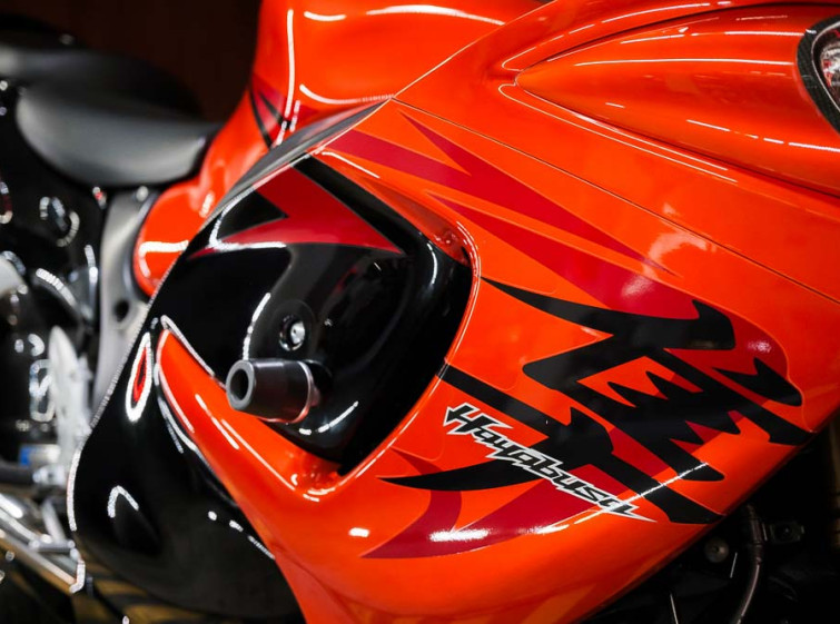 Мотоцикл Suzuki GSX1300R Hayabusa с пробегом 16092 км