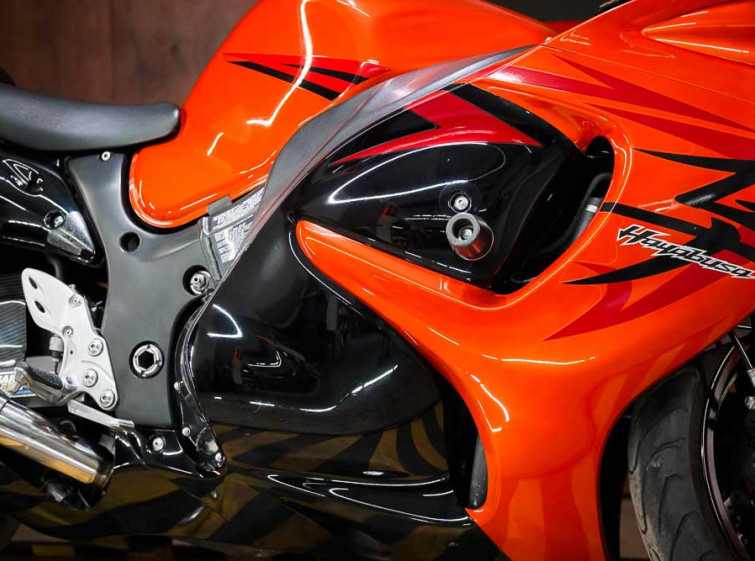 Мотоцикл Suzuki GSX1300R Hayabusa с пробегом 16092 км