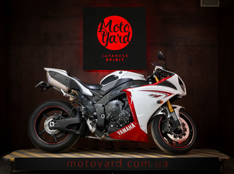 Мотоцикл Yamaha YZF-R1 с пробегом 16209 миль