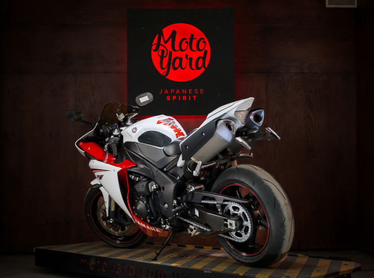 Мотоцикл Yamaha YZF-R1 с пробегом 16209 миль