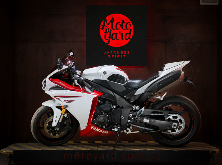 Мотоцикл Yamaha YZF-R1 с пробегом 16209 миль