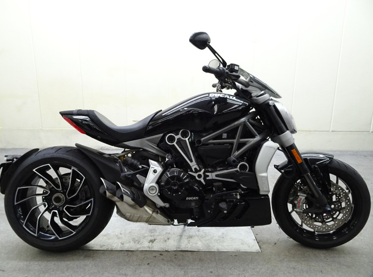 Мотоцикл Ducati X Diavel S с пробегом 6188 км