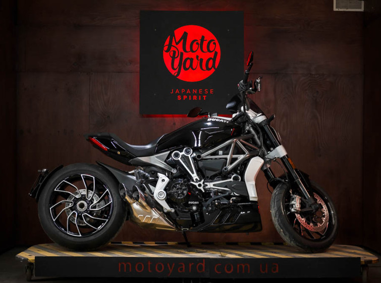 Мотоцикл Ducati X Diavel S с пробегом 6186 км