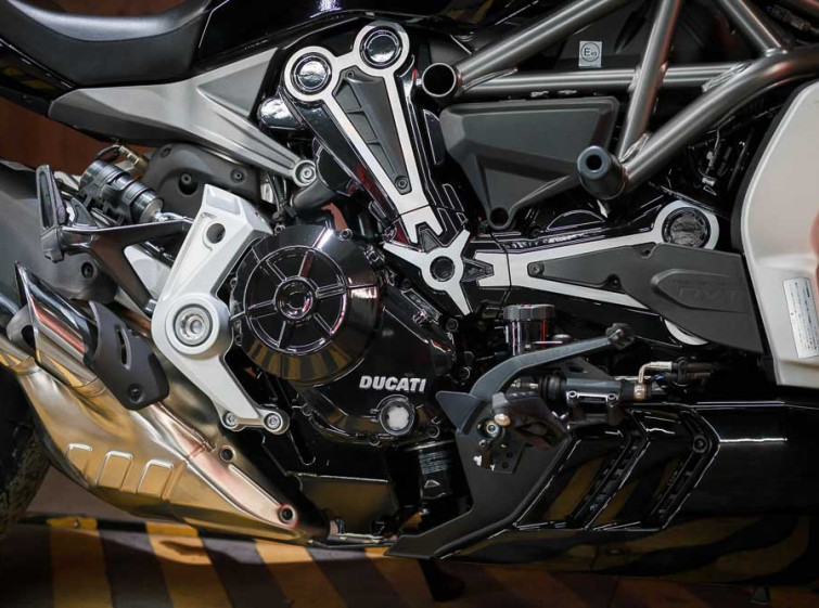 Мотоцикл Ducati X Diavel S с пробегом 6186 км