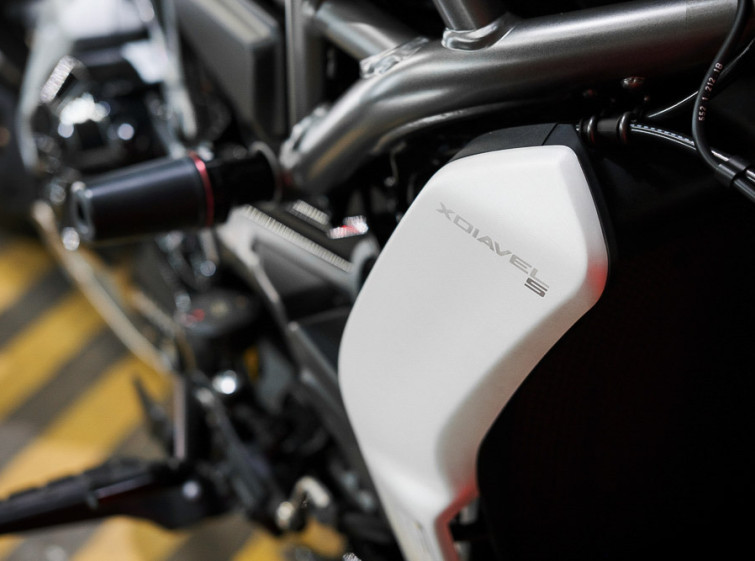 Мотоцикл Ducati X Diavel S с пробегом 6186 км