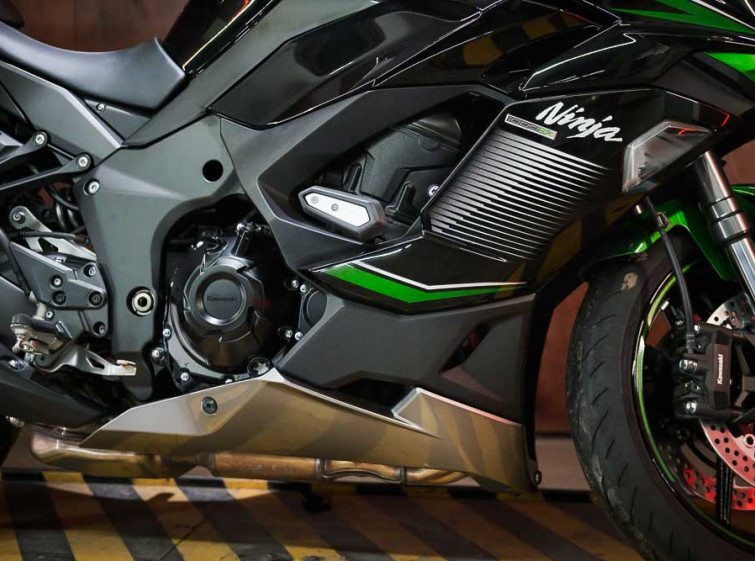 Мотоцикл Kawasaki Ninja 1000 с пробегом 1570 км