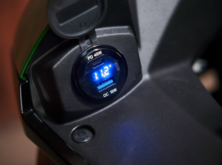 Мотоцикл Kawasaki Ninja 1000 с пробегом 1570 км