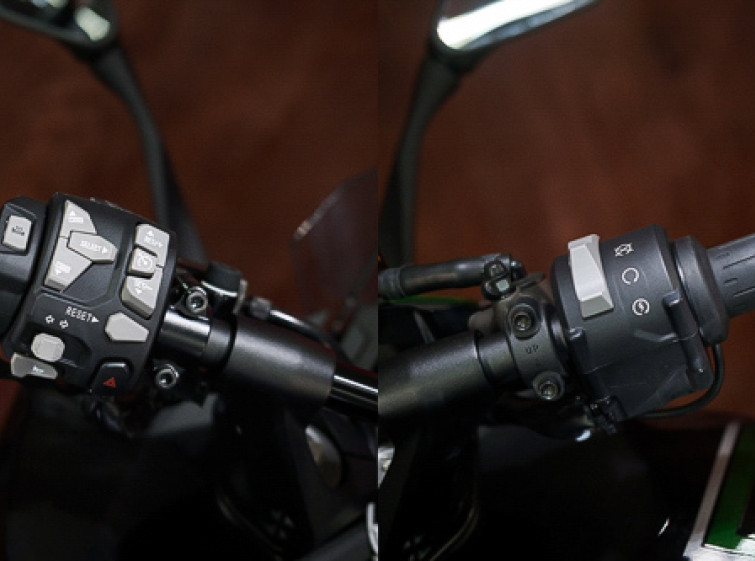 Мотоцикл Kawasaki Ninja 1000 с пробегом 1570 км