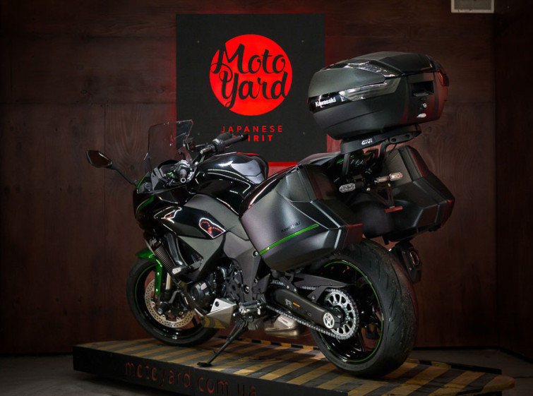 Мотоцикл Kawasaki Ninja 1000 с пробегом 1570 км