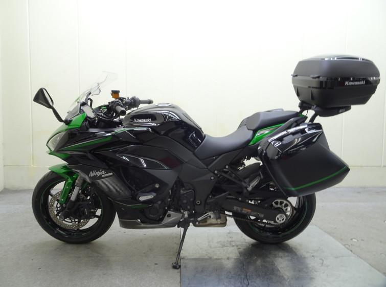 Мотоцикл Kawasaki Ninja 1000 с пробегом 1570 км