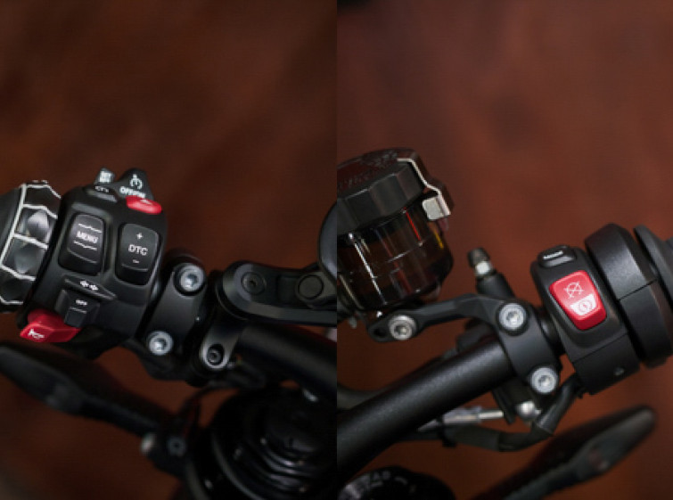 Мотоцикл BMW M1000R с пробегом 5180 км