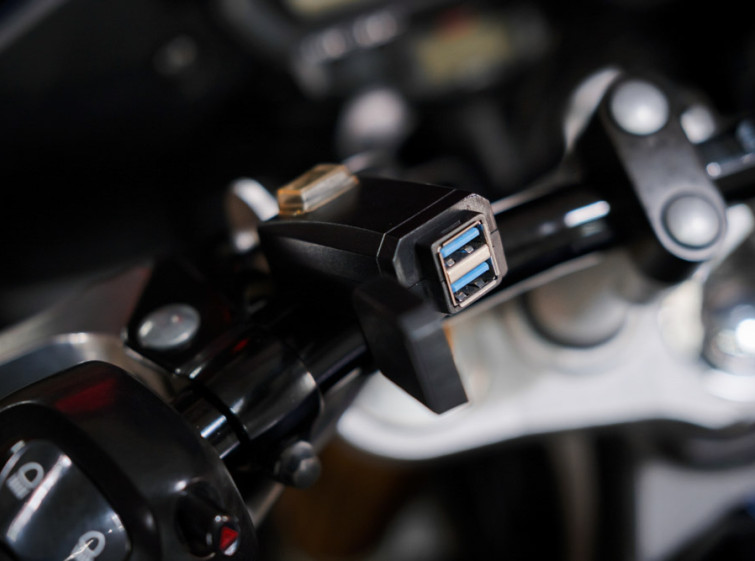 Мотоцикл Yamaha FZ1 Fazer с пробегом 24969 км