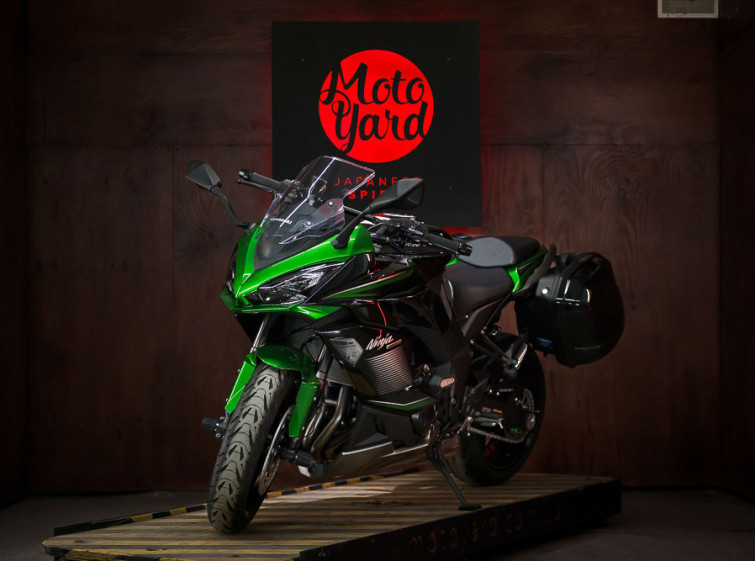 Мотоцикл Kawasaki Ninja 1000 с пробегом 7512 км