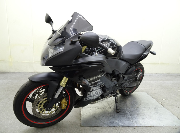 Мотоцикл Honda CBR600F с пробегом 29239 км