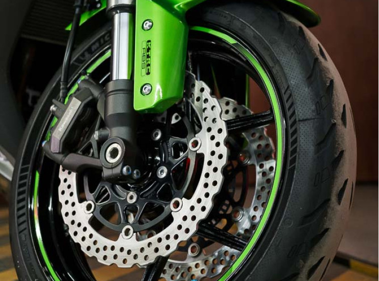 Мотоцикл Kawasaki Ninja 1000 с пробегом 10288 км