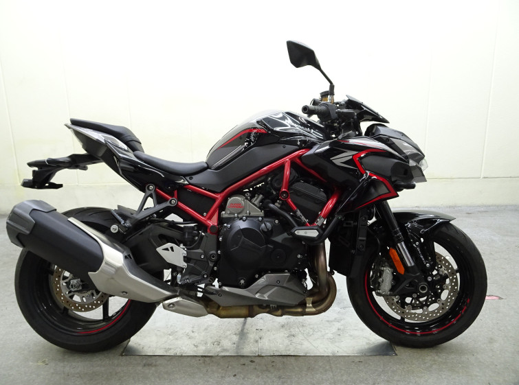 Мотоцикл Kawasaki ZH2 с пробегом 3628 км